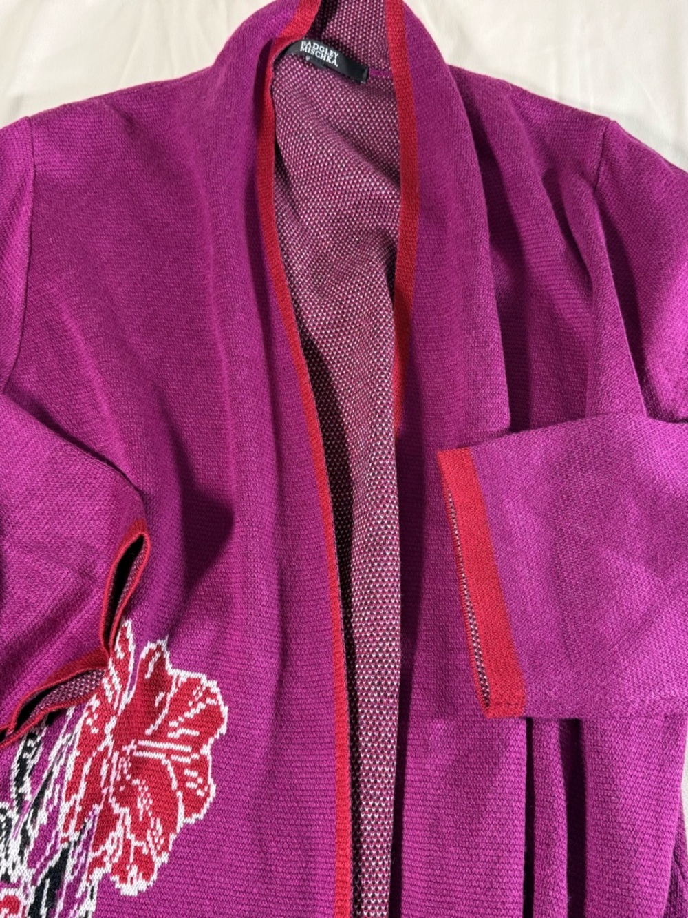 Badgley Mischka Magenta Open-Front Floral Duster - Picture 6 of 6